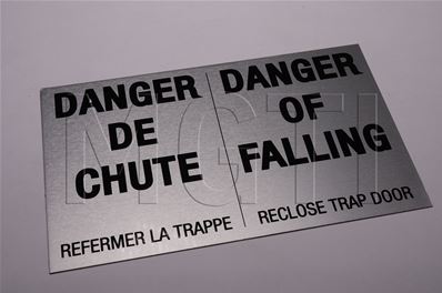 PLAQUE  "DANGER TRAPPE"