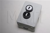 TWO PUSH BUTTONS BOX